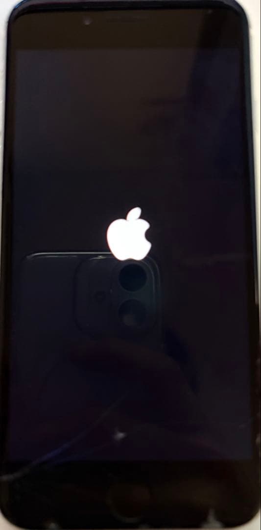 【ジャンク品】iPhone SE [第2世代] 画面割れ