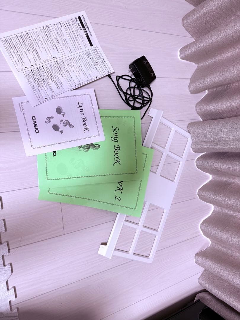 CASIO 電子ピアノ ホワイト 本体と付属品 LK-515