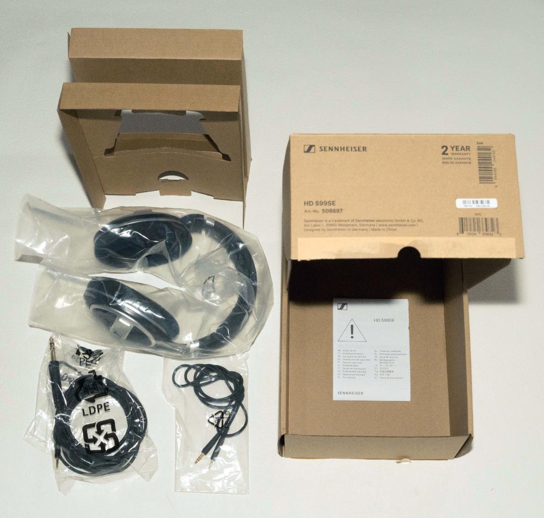 ゼンハイザー Sennheiser HD 599SE 開放型有線ヘッドホン