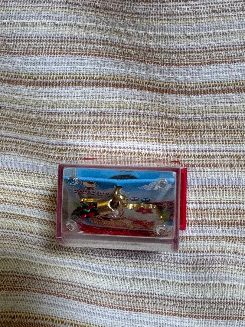 サンリオ　ハローキティ　ストラップ　横浜中華街　パンダ　2005 希少　チャーム