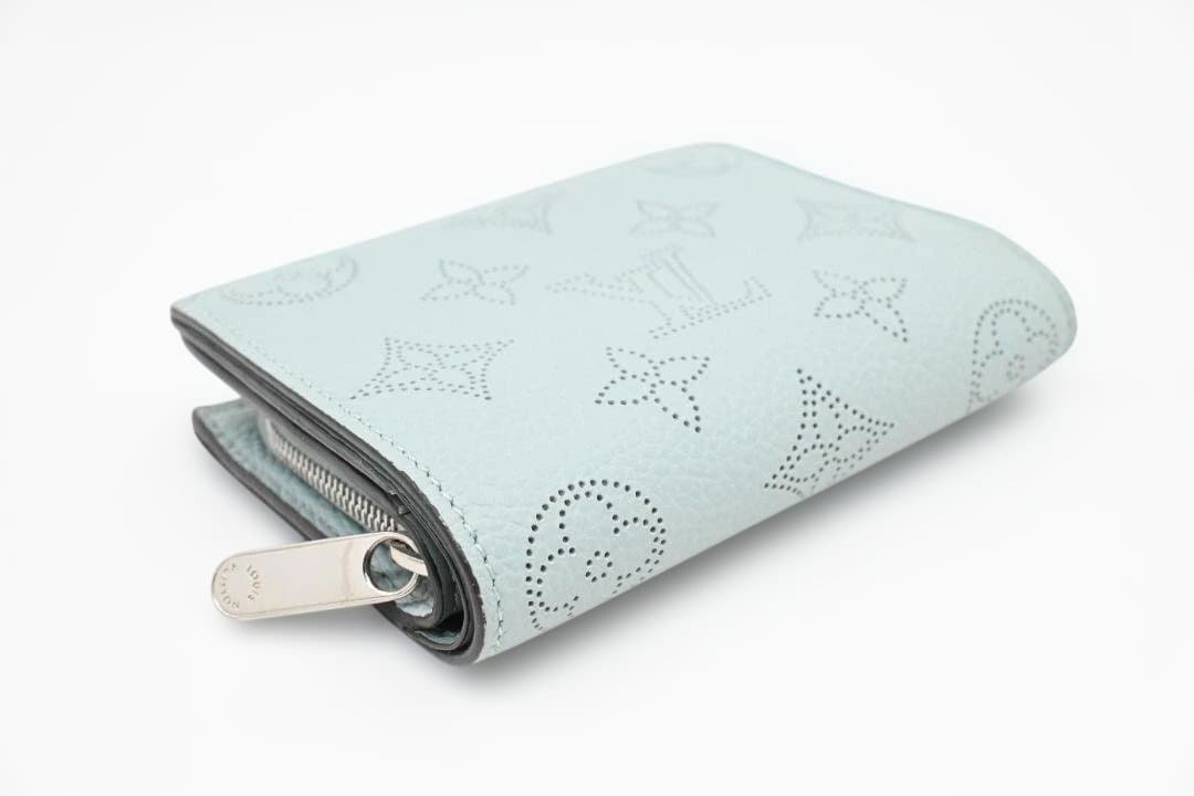 【極美品】Louis Vuitton 　ヴィトン　マヒナ　ポルトフォイユ・クレア