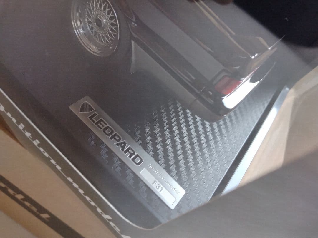 Junichi　1/18レパード　F31　アルティマ　ブラックツートン