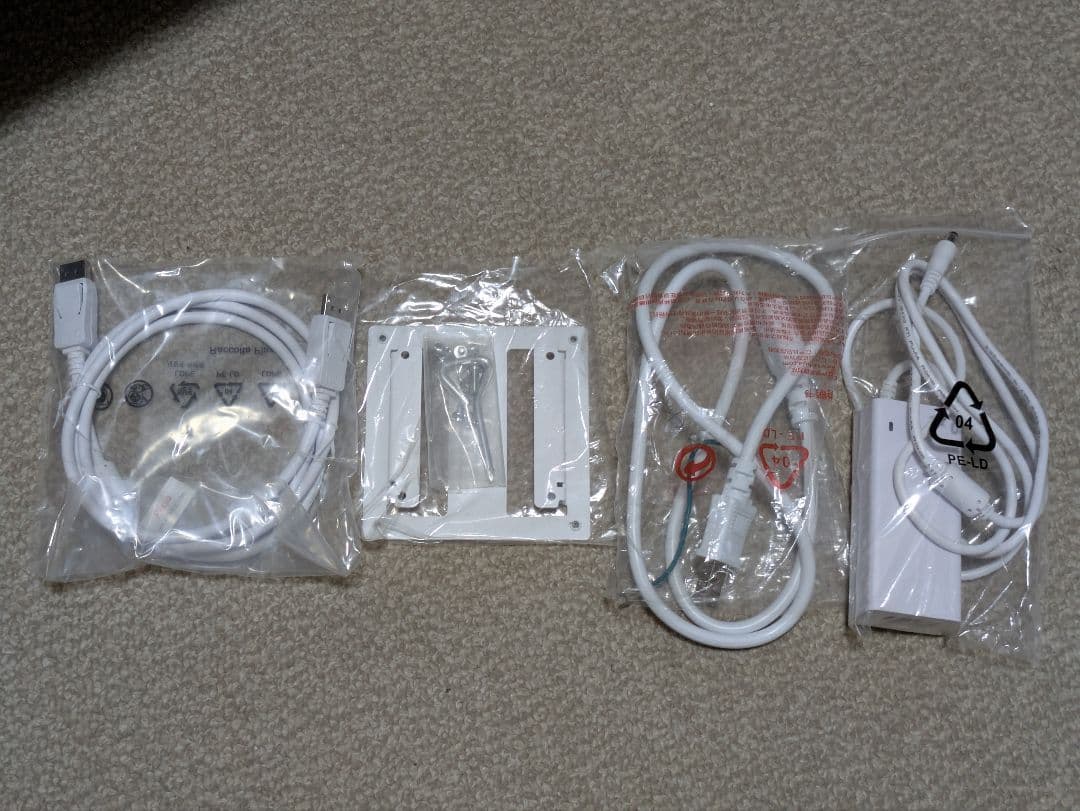 4K／160Hz ゲーミングモニター Pixio PX27U Wave 白色