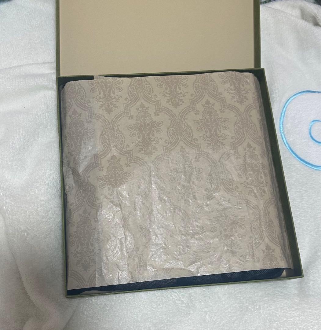 GUCCI ギフト包装用紙袋 ネイビー 大 マフラー