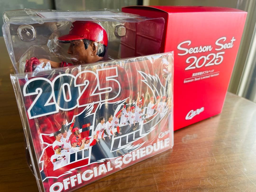 【2025年限定版】広島東洋カープ黒田博樹ボブルヘッド＆卓上カレンダー