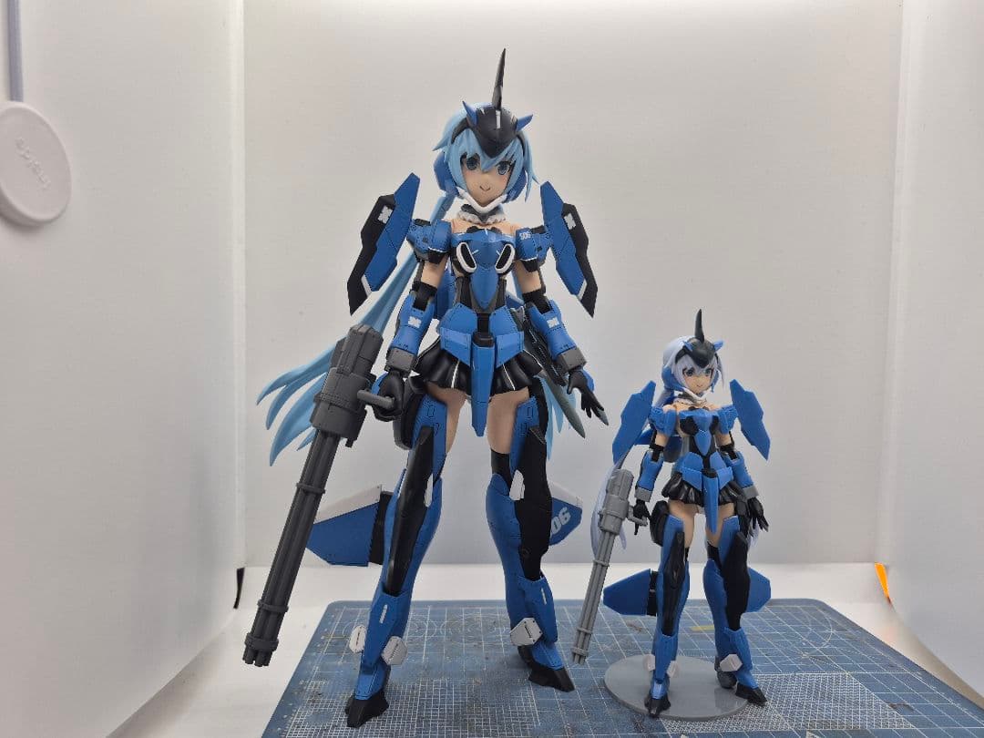 フレームアームズガール　スティレット　グランデスケール　塗装済み