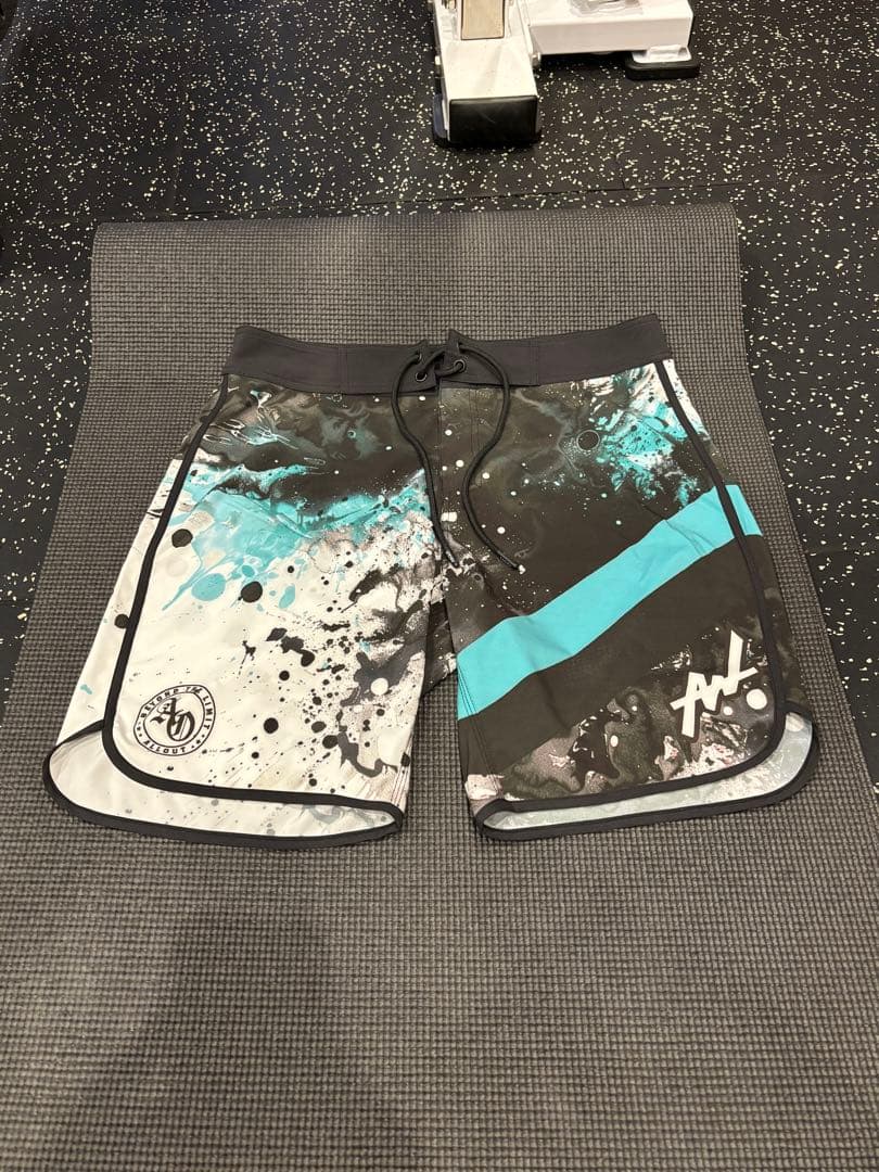 ALL OUT ステージショーツ サーフパンツ 新品未使用