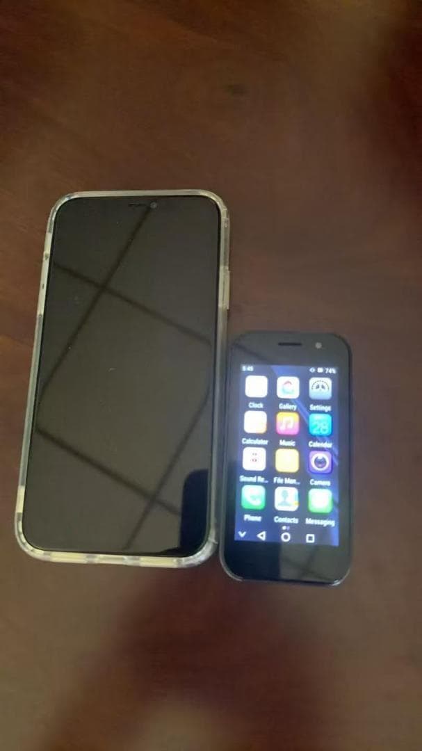 A4G ミニスマートフォン、3.0 インチ HD スクリーン、デュアルナノ SI