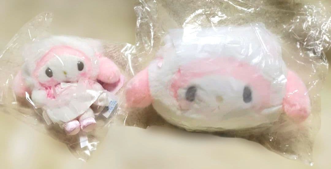 マイメロディ　白猫バレリーナ　マスコットホルダー　ポーチ　２点セット