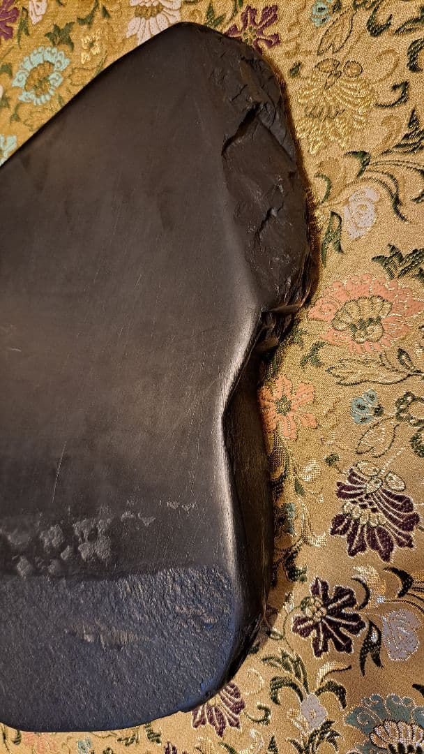 【雨畑真石】大型(30cm超)硯　秀峰作