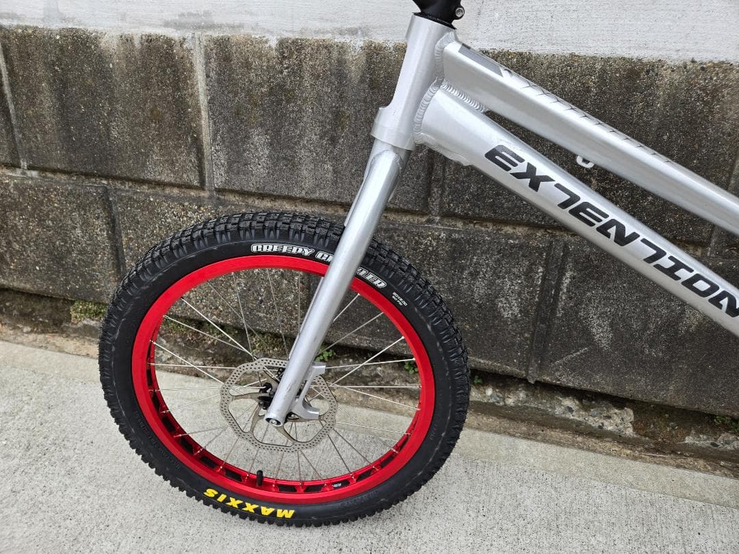 EXTENTION RISE 20インチ トライアル自転車 ブレーキ・ペダルレス