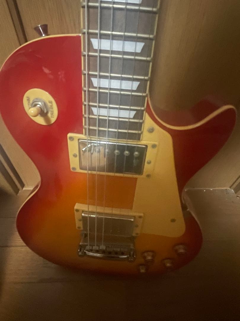 【残り3時間で掲載終了】Maison エレキギター サンバースト