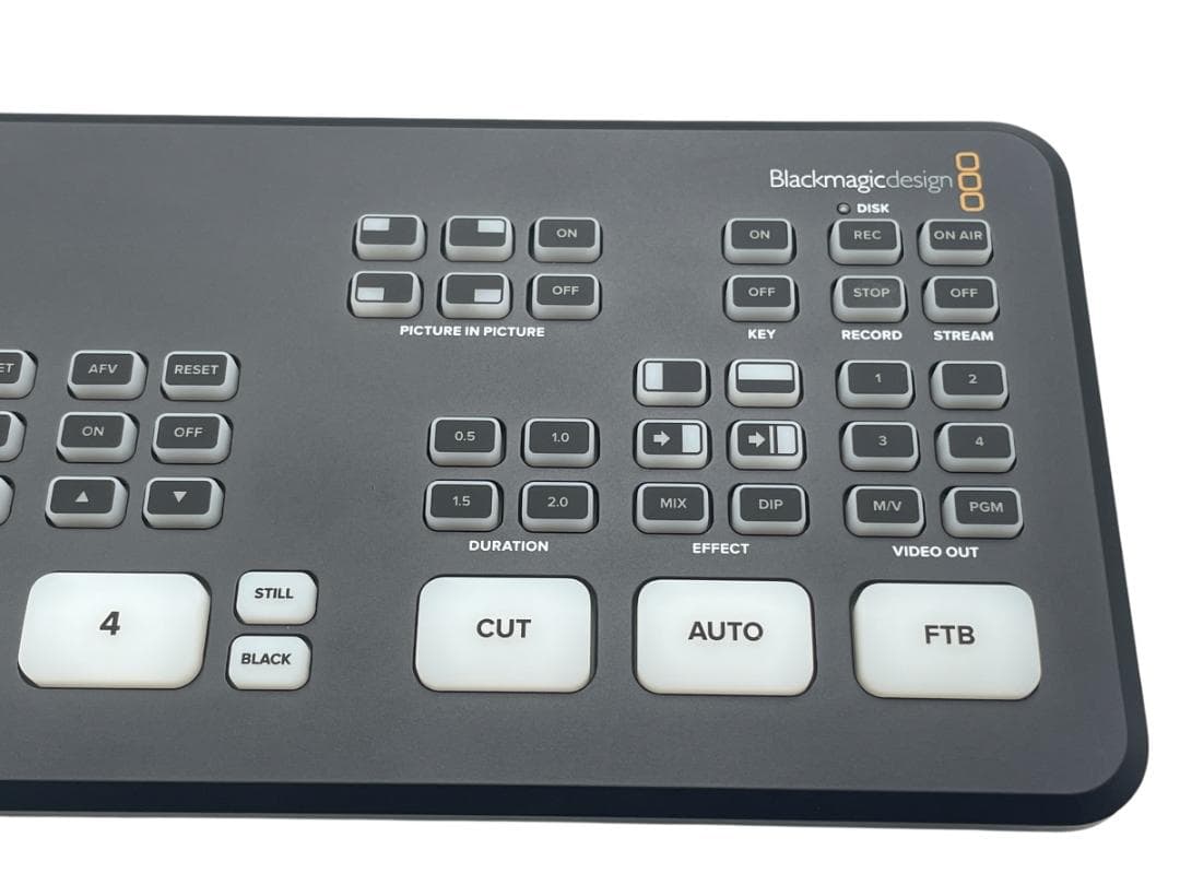 ATEM Mini Pro ストリーミングスイッチャー ブラックマジックデザイン