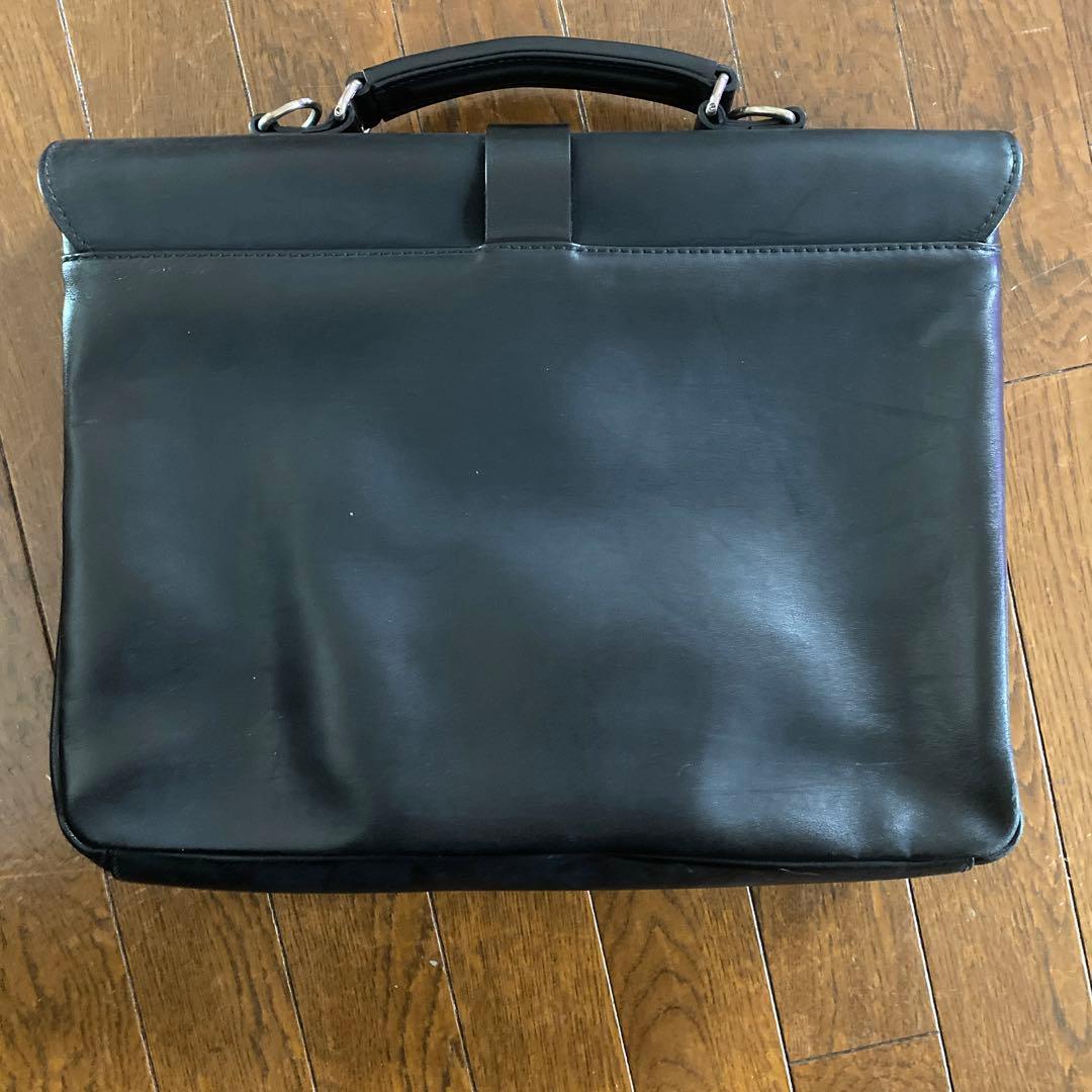 フェラガモ　黒 レザー ビジネスバッグ