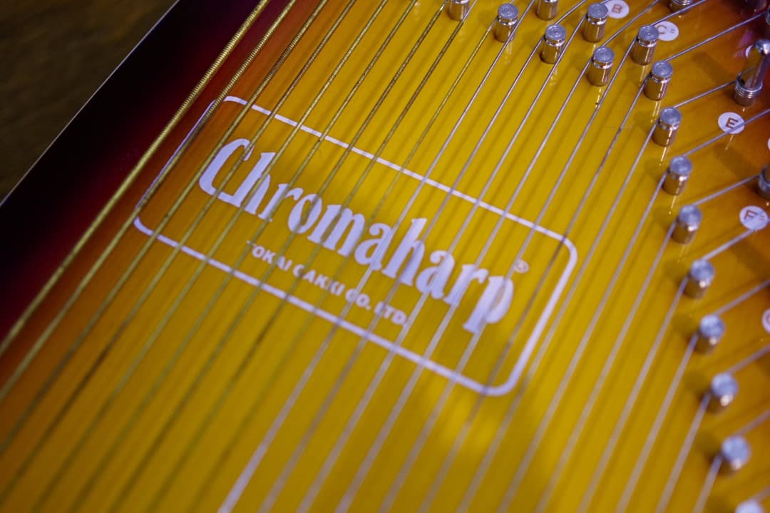 TOKAI GAKKIクロマハープCH-2S（教本、ハードケース付）