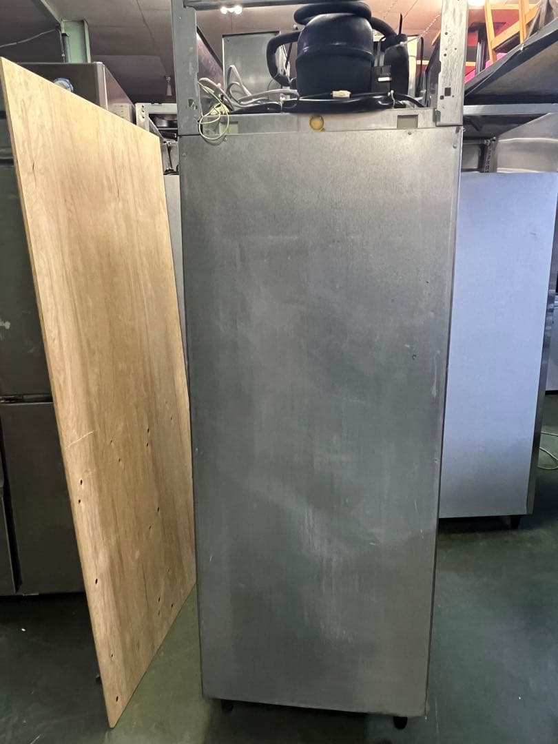 2013年 ホシザキ縦型恒温高湿庫