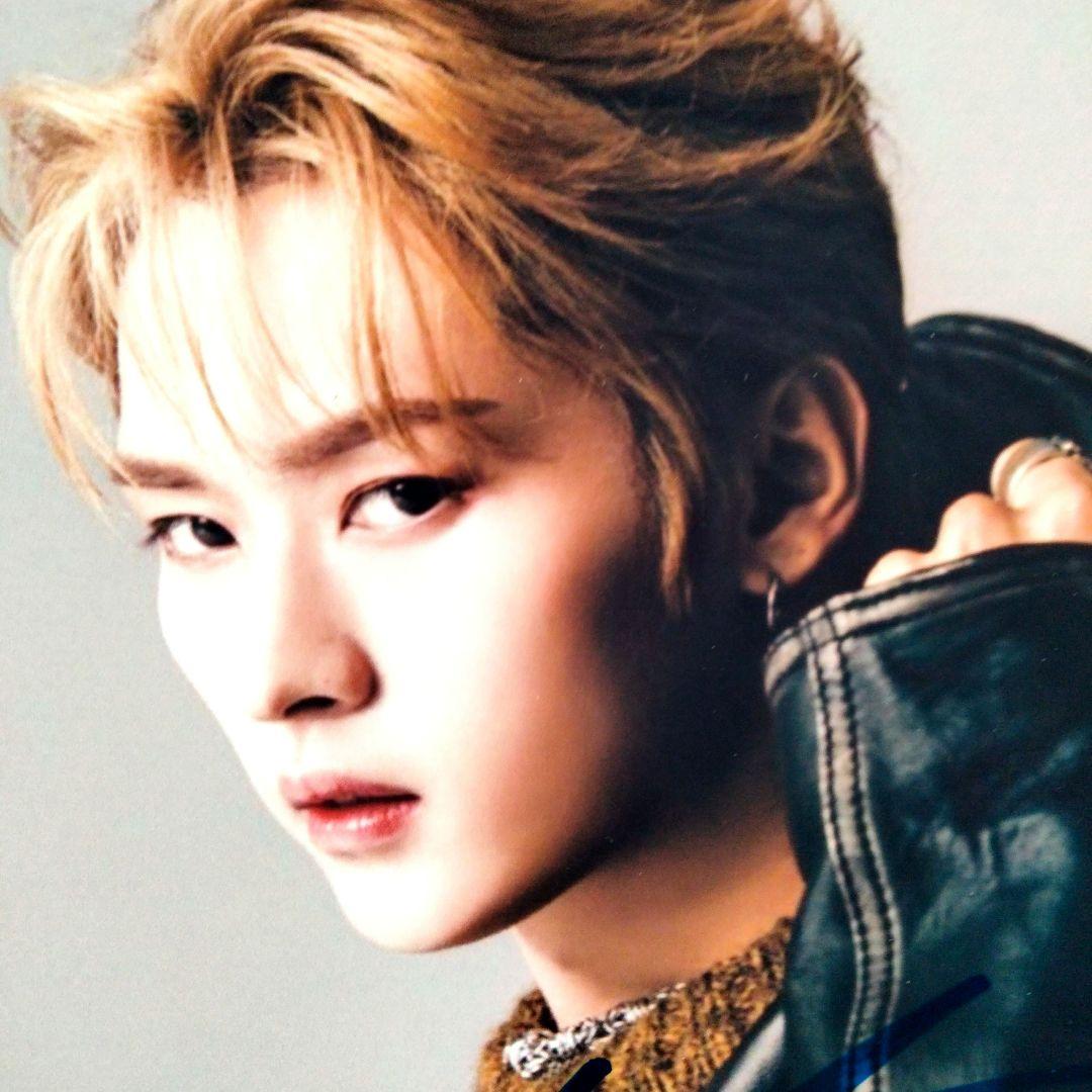 セール中…リノ直筆サイン入り2Lサイズ写真…Lee Know…ストレイキッズ…⑧