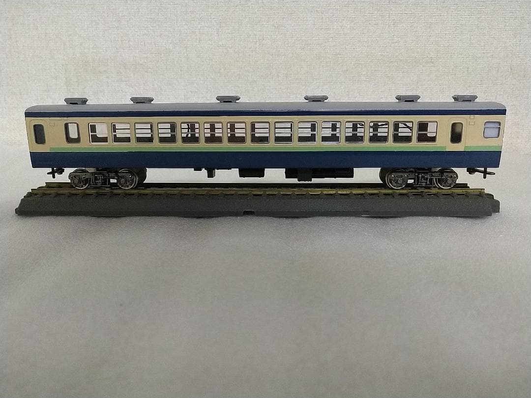 近郊型 サロ111 KTM 横須賀線色