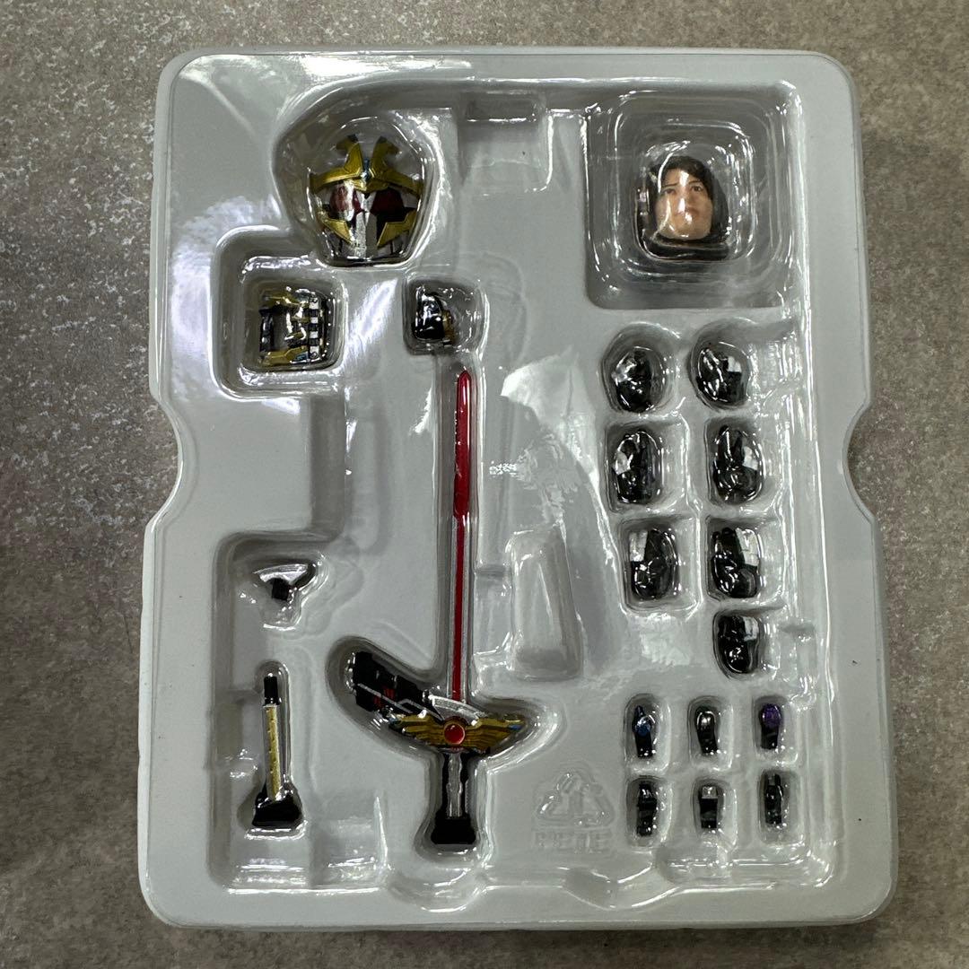 ★未組立★ S.H.Figuarts 真骨彫製法 仮面ライダーイクサ