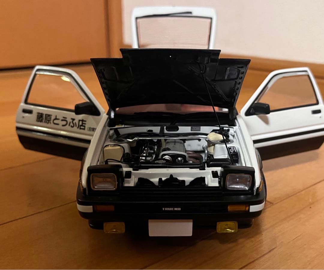 頭文字D AUTO OART 1/18 ミニカー