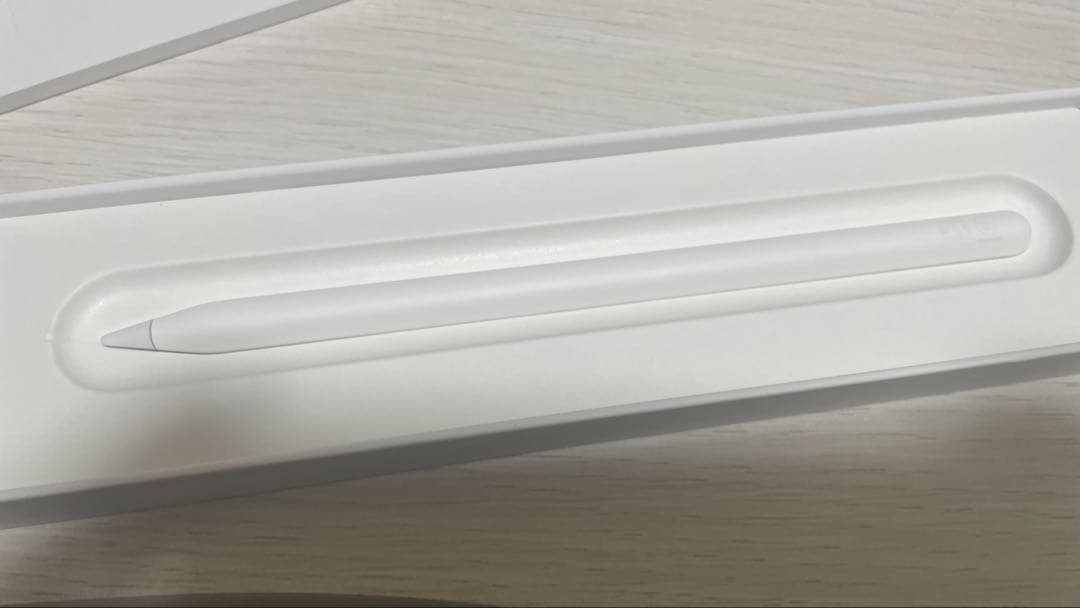 メ*オ様 Apple Pencil Pro ホワイト