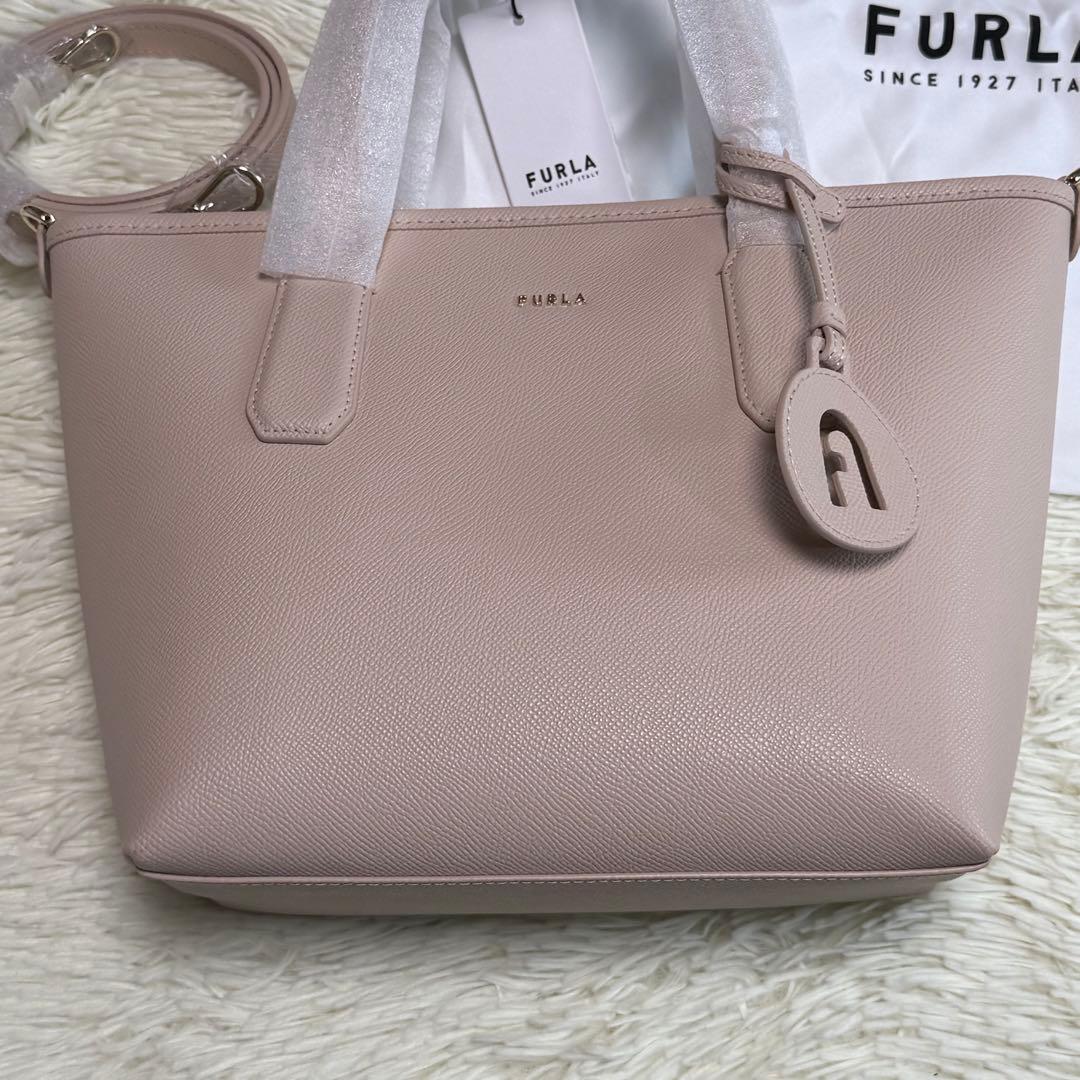 新品未使用 フルラ FURLA 2WAYショルダーバッグ クラシック