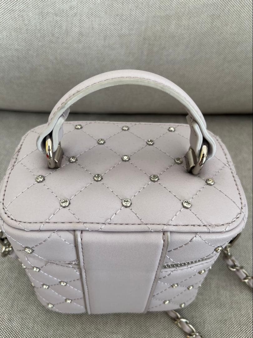 ねこDarich ダーリッチ　キルティングビジュースクエアミニバッグ