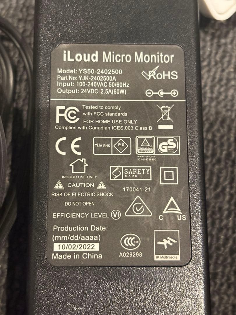 iLoud Micro Monitor モニタースピーカー