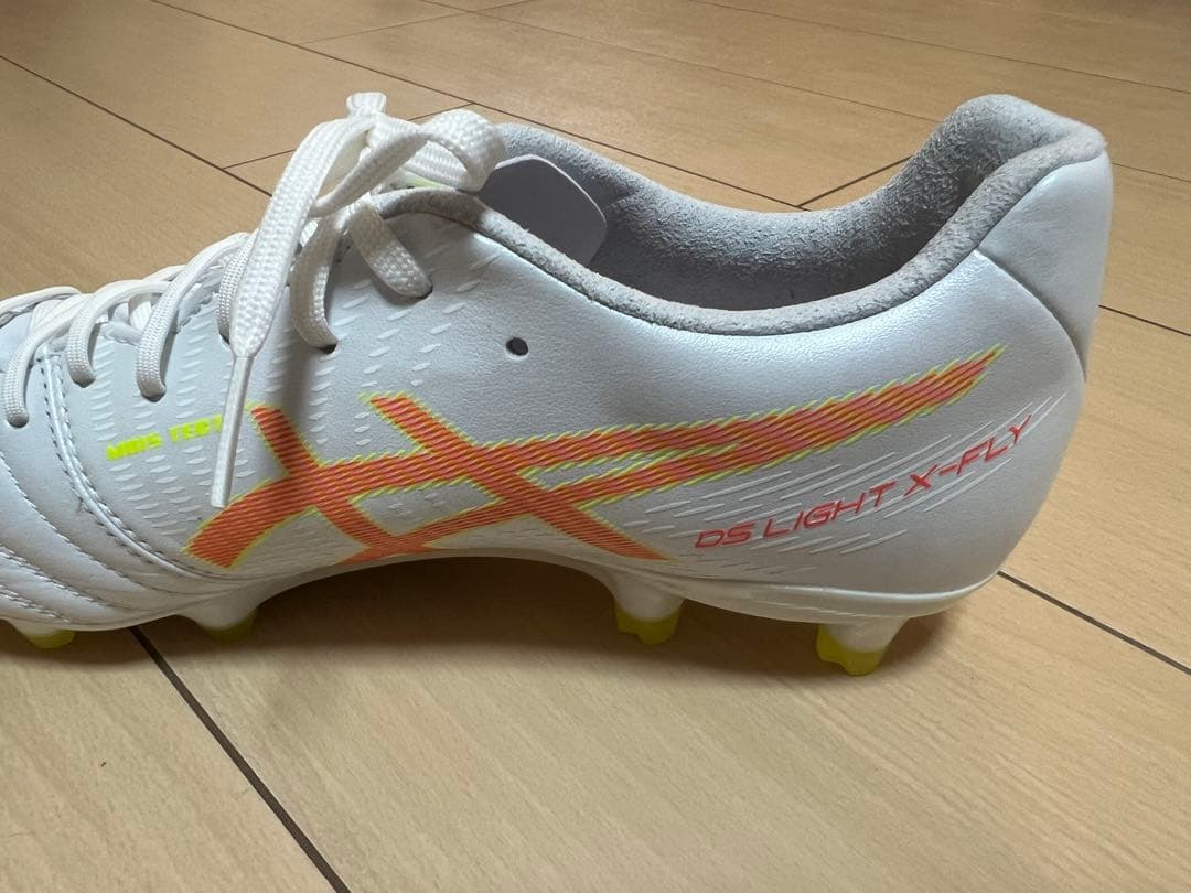 ASICS DS LIGHT X-FLY PRO ホワイト/オレンジ 25.5