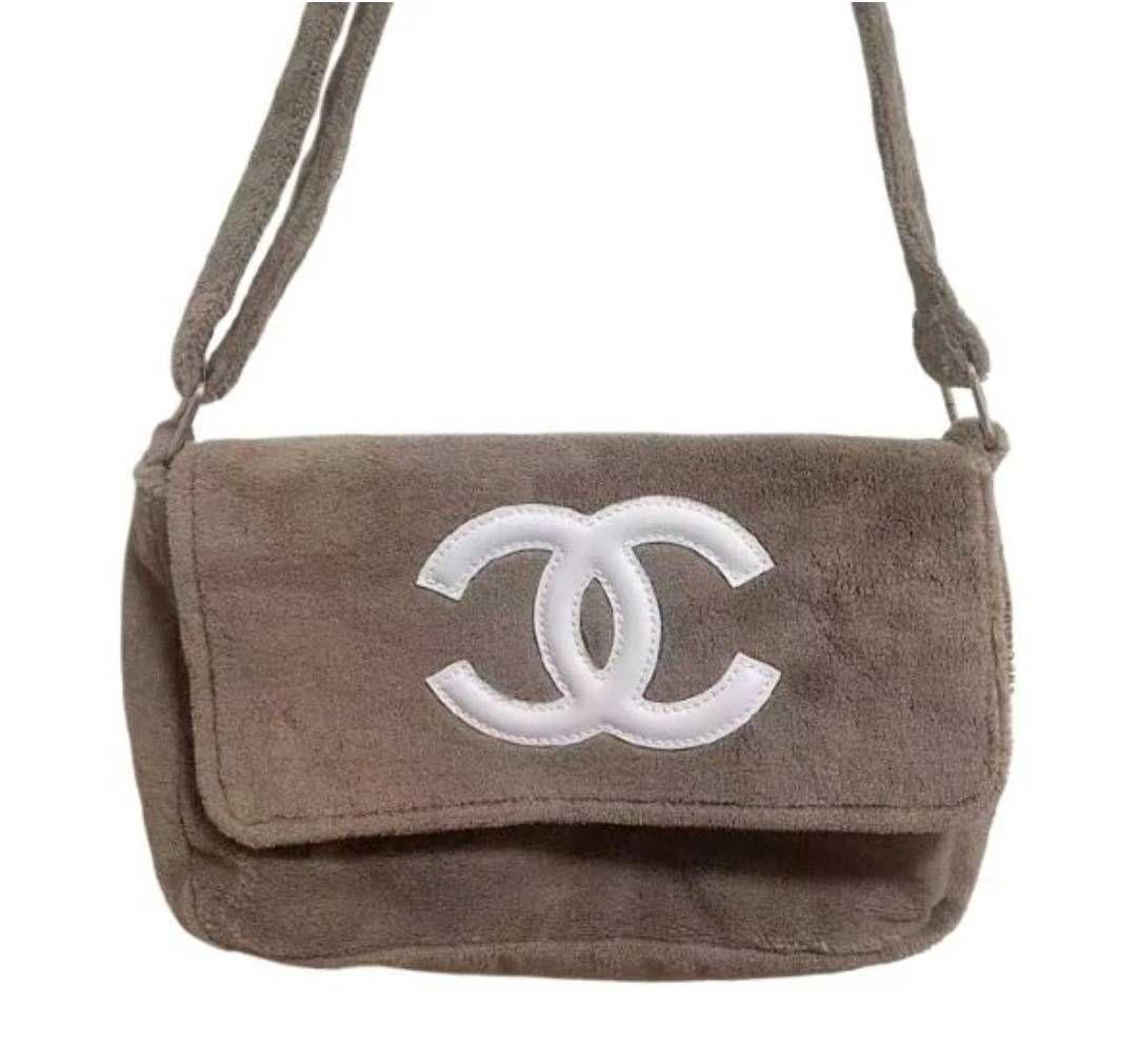 eikoeiko42421 ショルダーバッグ ベージュ ノベルティ