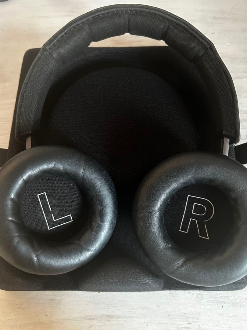 KENGO　Bang & Olufsen Beoplay H9 無線