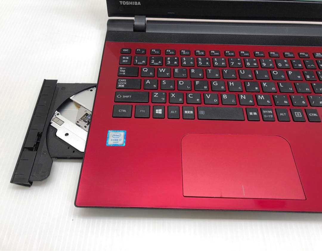 東芝 Dynabook ノートパソコン i7 6世代 SSD 256GB 8GB