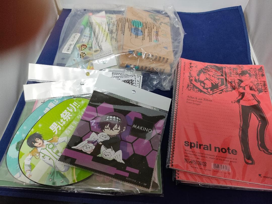 Tシャツ　文房具　マグカップ　アニメ　キャラクターグッズ　詰め合わせ