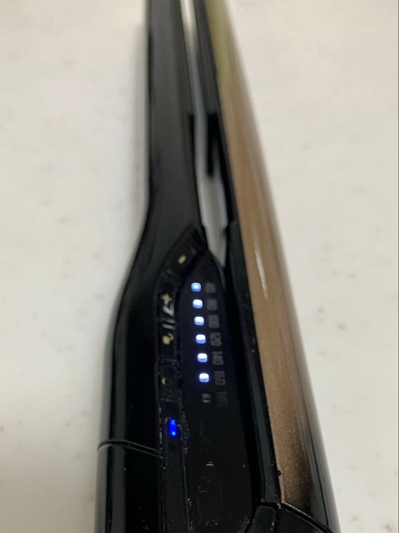 ※最終値下げです　ヘアビューロン　4D ストレートヘアアイロン　ジャンク品