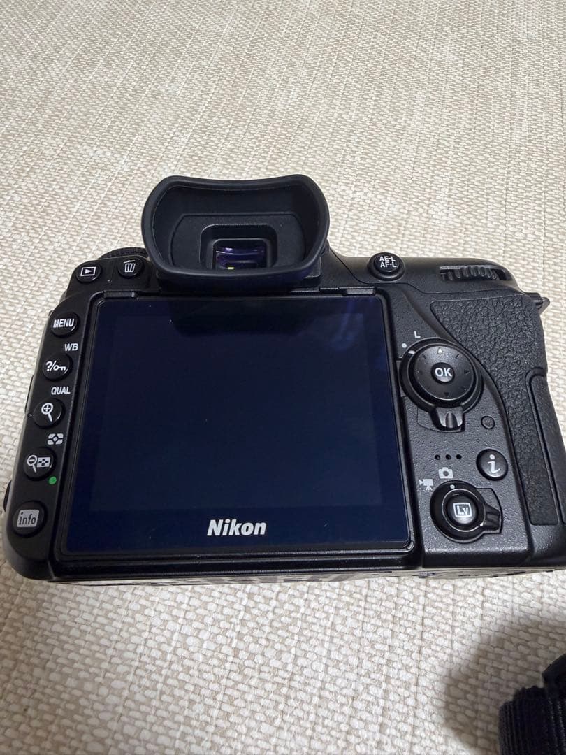 Nikon D7500 デジタル一眼レフカメラ