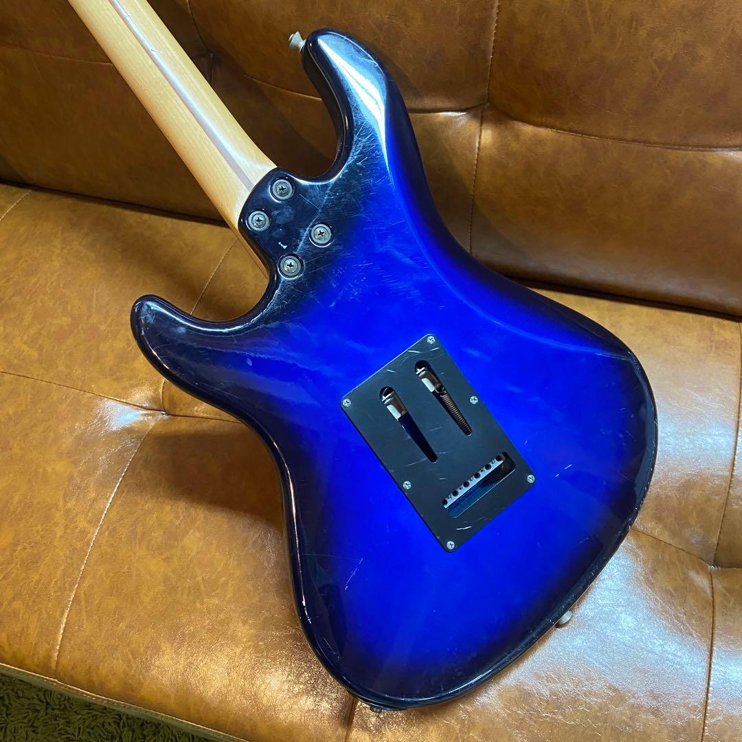 FERNANDES フェルナンデス⭐️エレキギター　ストラトキャスター