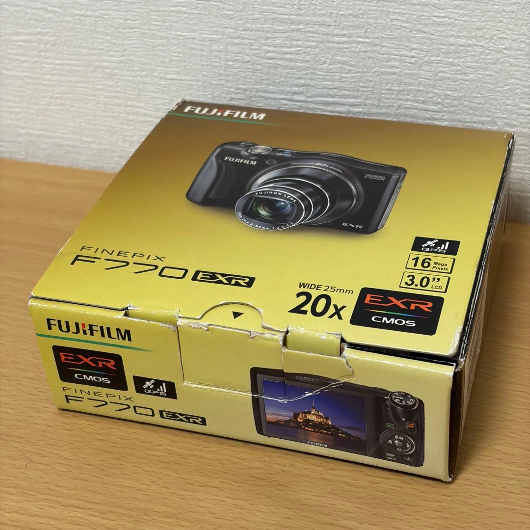 FUJIFILM FINEPIX F770EXR デジタルカメラ ホワイト