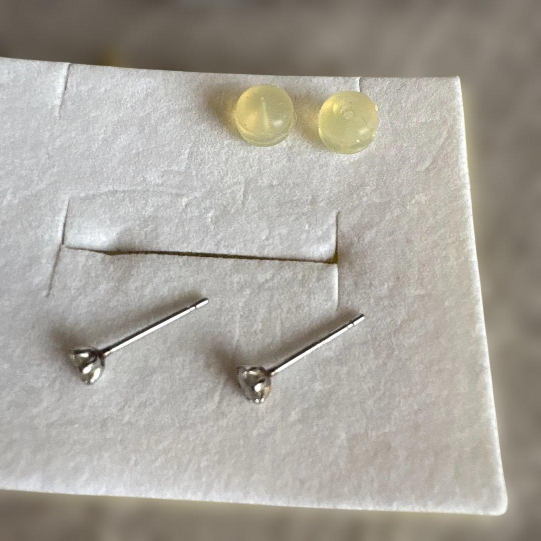 ptダイヤピアス