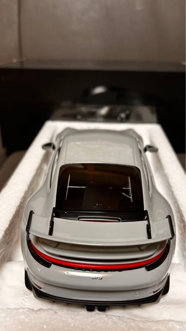 ラスト価格ミニチャンプス 1/18 ポルシェ911 (992) GT3 2021