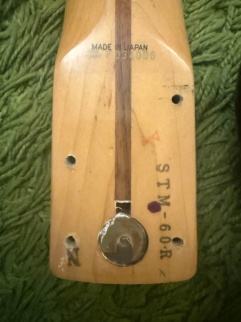 STN-60R Fender Japan ミディアムスケール