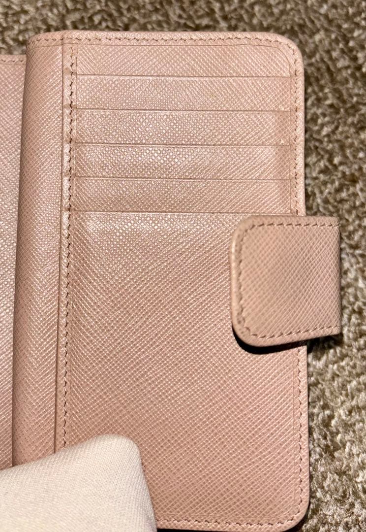 [美品]PRADA サフィアーノメタル 二つ折り財布 1ML225