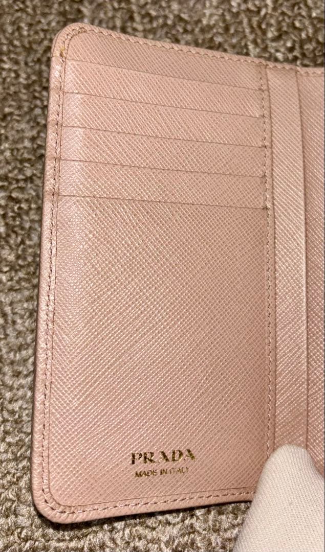 [美品]PRADA サフィアーノメタル 二つ折り財布 1ML225