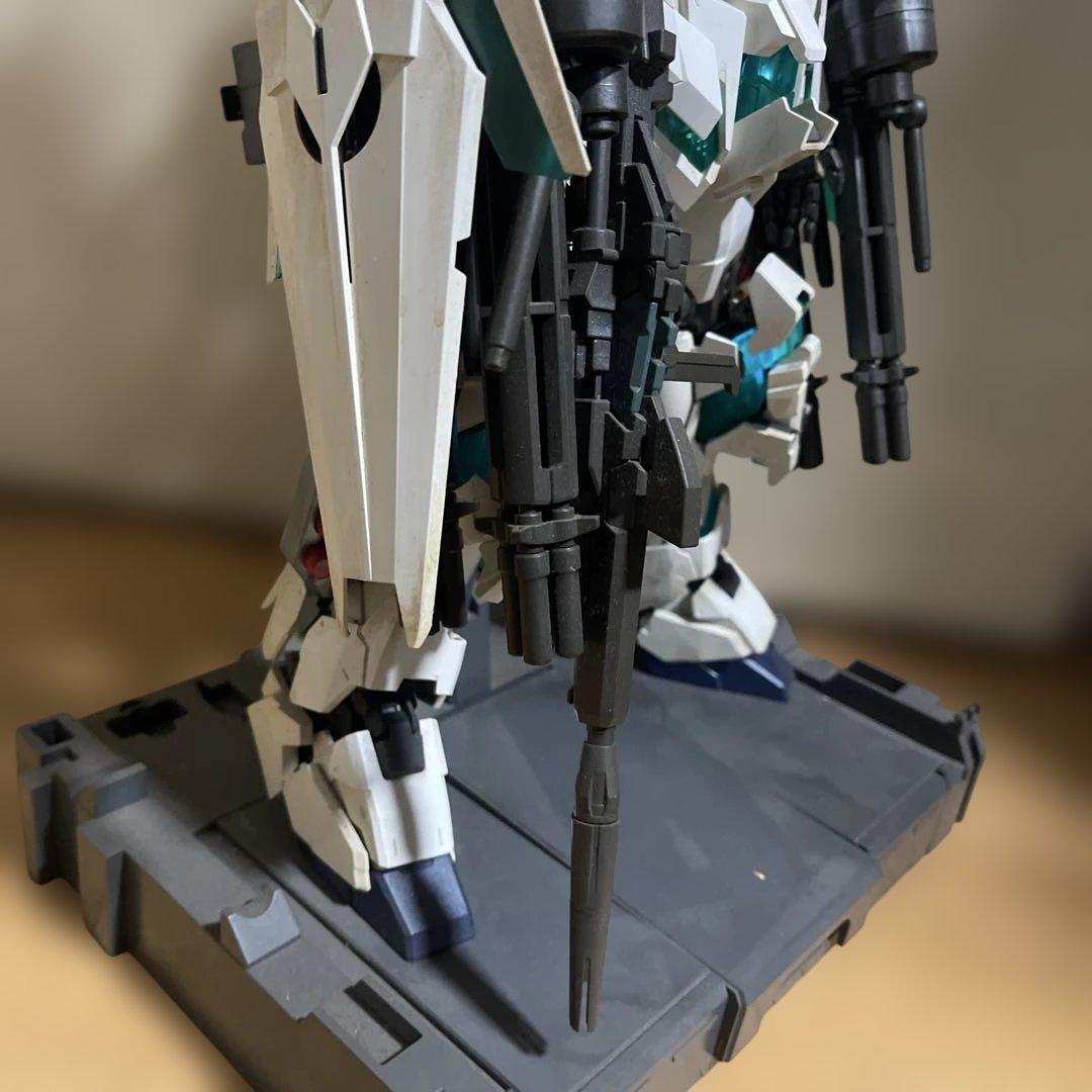 PG ユニコーンガンダム　最終決戦　LED フルアーマーユニット　完成品