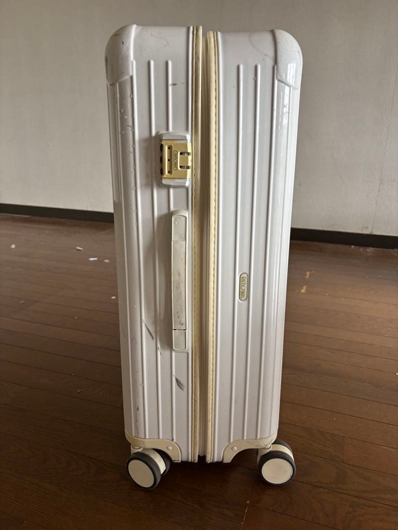 リモワ✖️ユナイテッドアローズキャリーケース 4輪キャスター