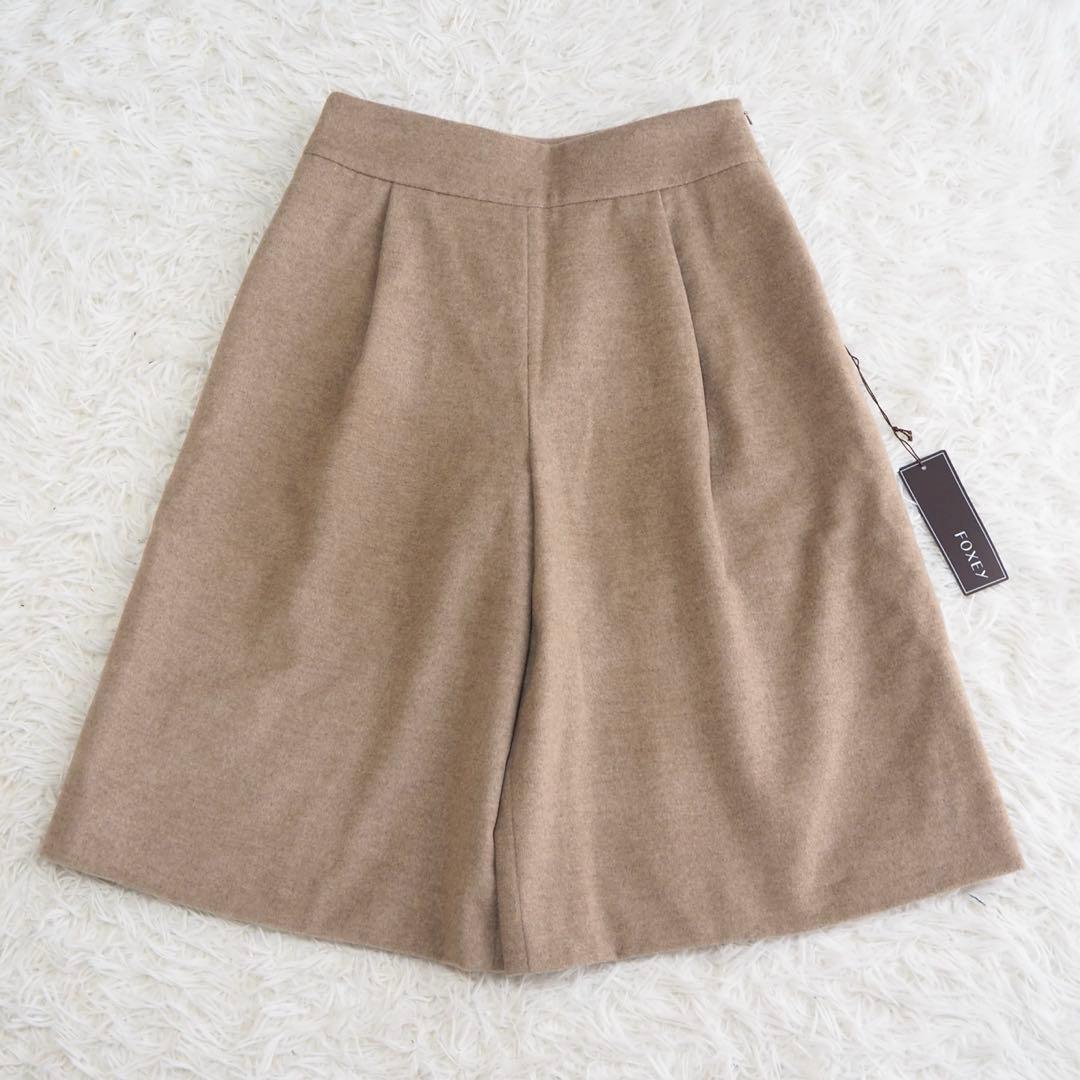 新品タグ付き フォクシー カシミヤ100% ワイドハーフパンツ ガウチョ 近年