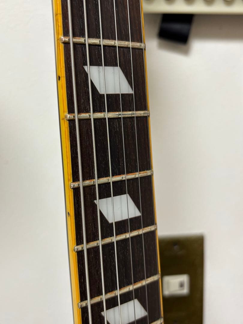 エピフォン　リヴィエラ