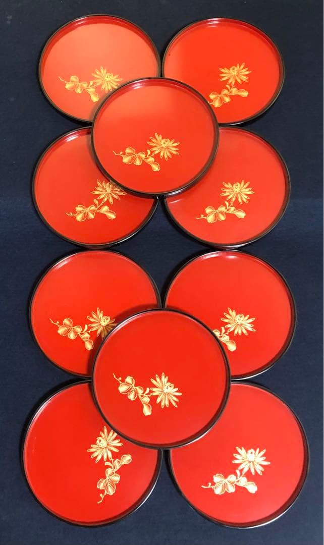 《レ》黒内朱 沈金菊図 丸盆10客 木製漆器 251125え6