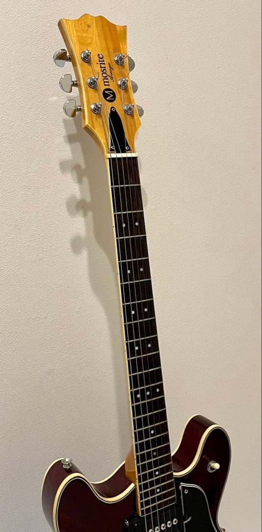 mosrite Avengers　セミアコ