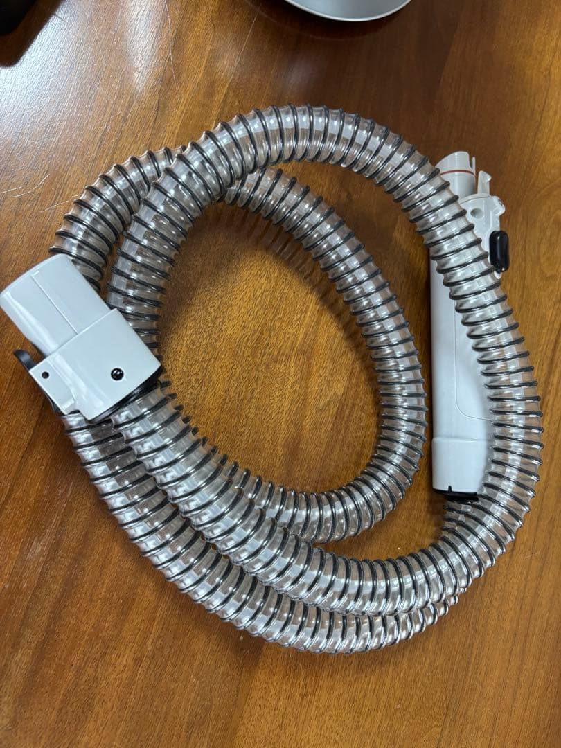 絨毯の臭いや車シートに 未使用 yadea コードレス式リンサー洗浄機 R9