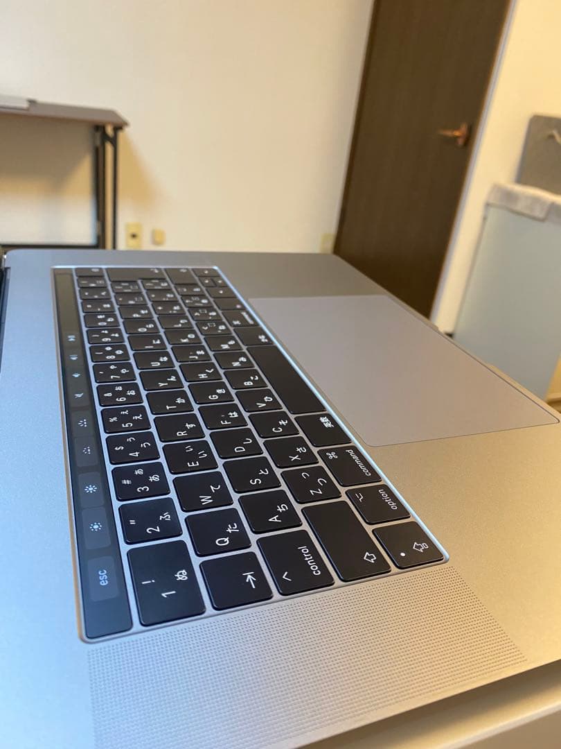 2025年OS 美品 MacBook Pro i9 32GB CAD/Revit
